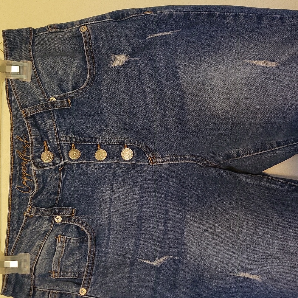 Copperflash High Rise Slim Straight Frayed Hem Jeans. Size 6 - Picture 4 of 16